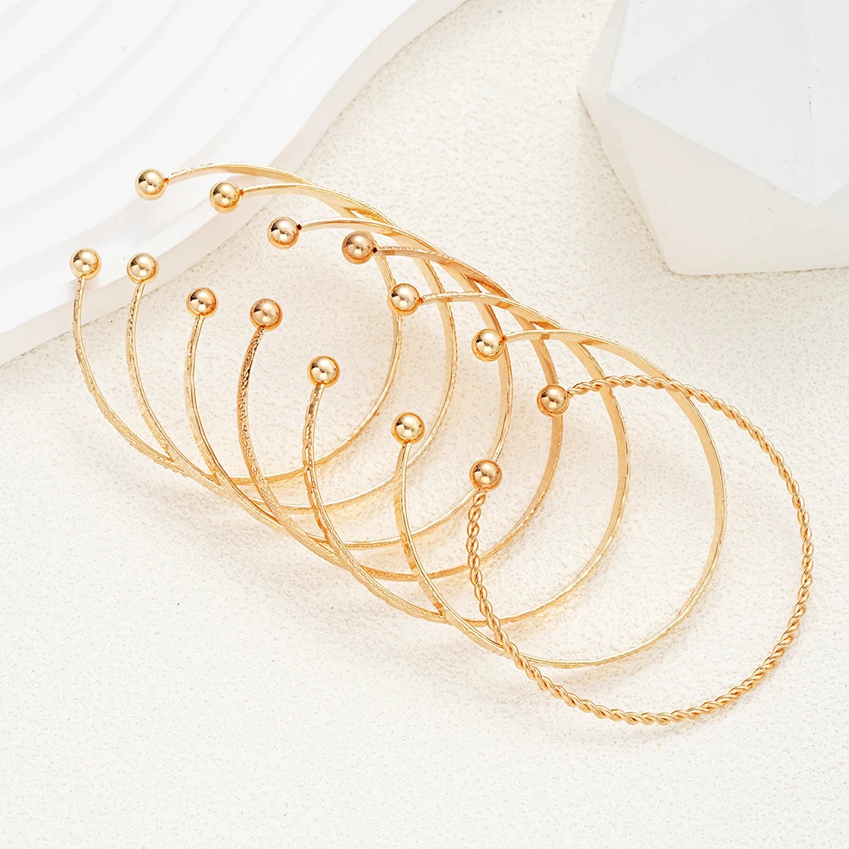7 Pcs/Set Punk Gold Color Bracelets for Women Streetwear Goth Heart Prints Metal Design Open Bangle Fashion Jewelry Gifts 2024 -