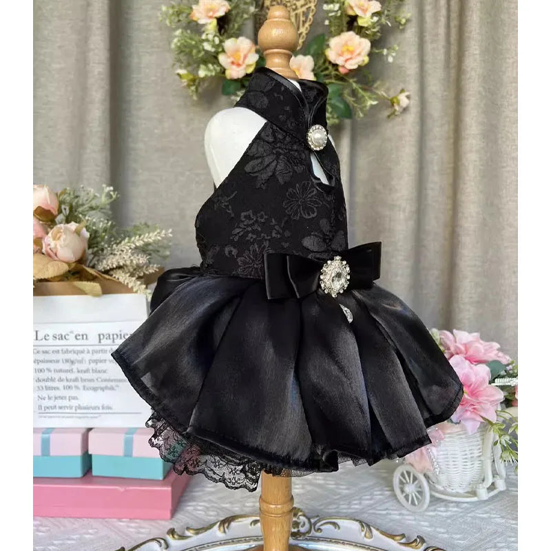 Handmade Pet Dog Clothes Flower Embroider Princess Skirts Fashion Elegant Black Evening Dress For Small Medium Dog Puppy Outfits -
