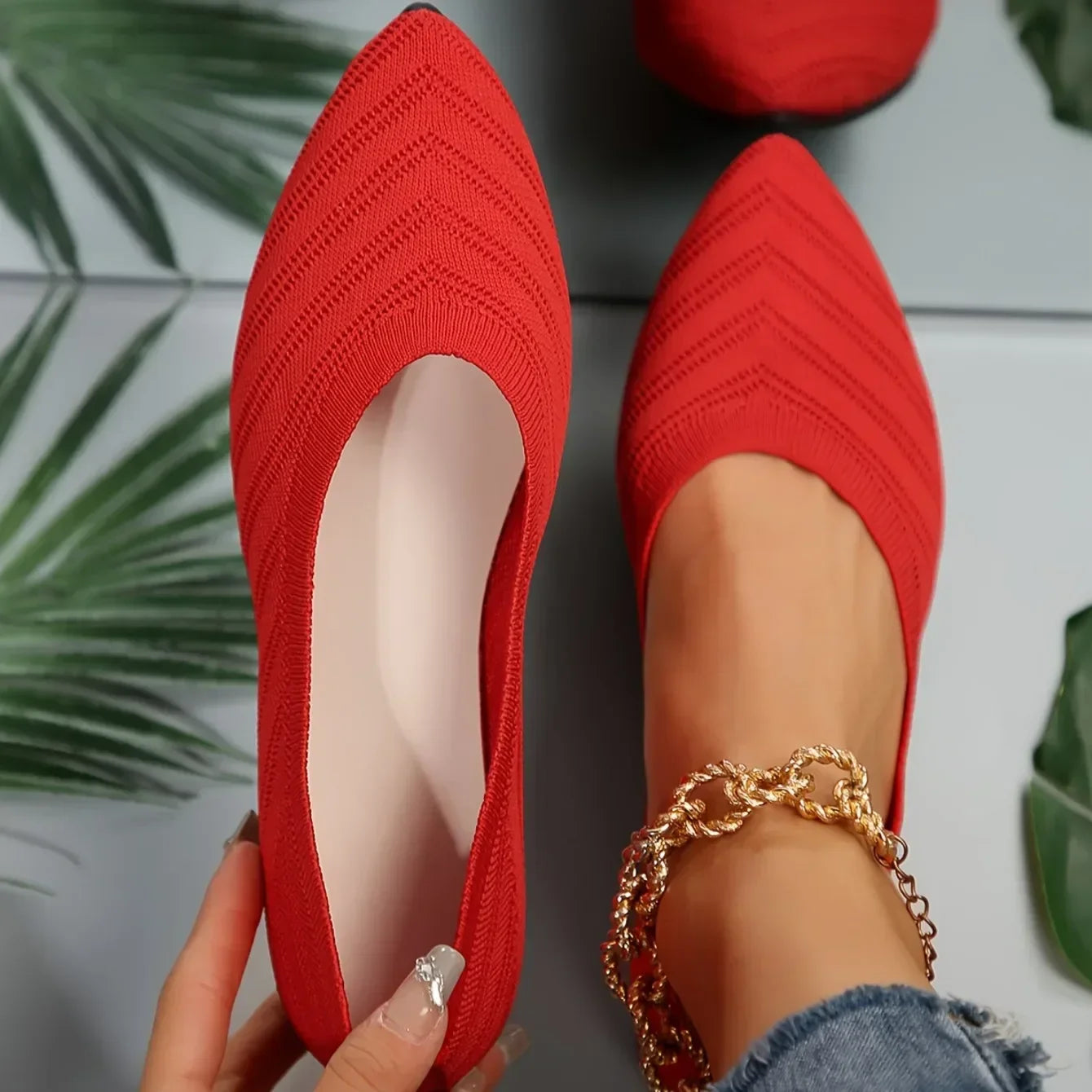 Step out in style with these women's pointed toe flat shoes. -