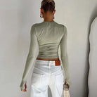 Upgrade your casual look with this fashionable women's long sleeve crew neck t-shirt—a versatile and stylish addition to your wardrobe! -
