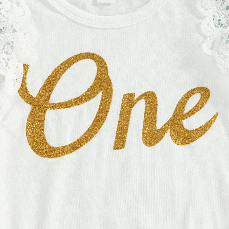 Dress your little princess in style with this 3-piece casual outfit set—comfortable and adorable for everyday wear! -