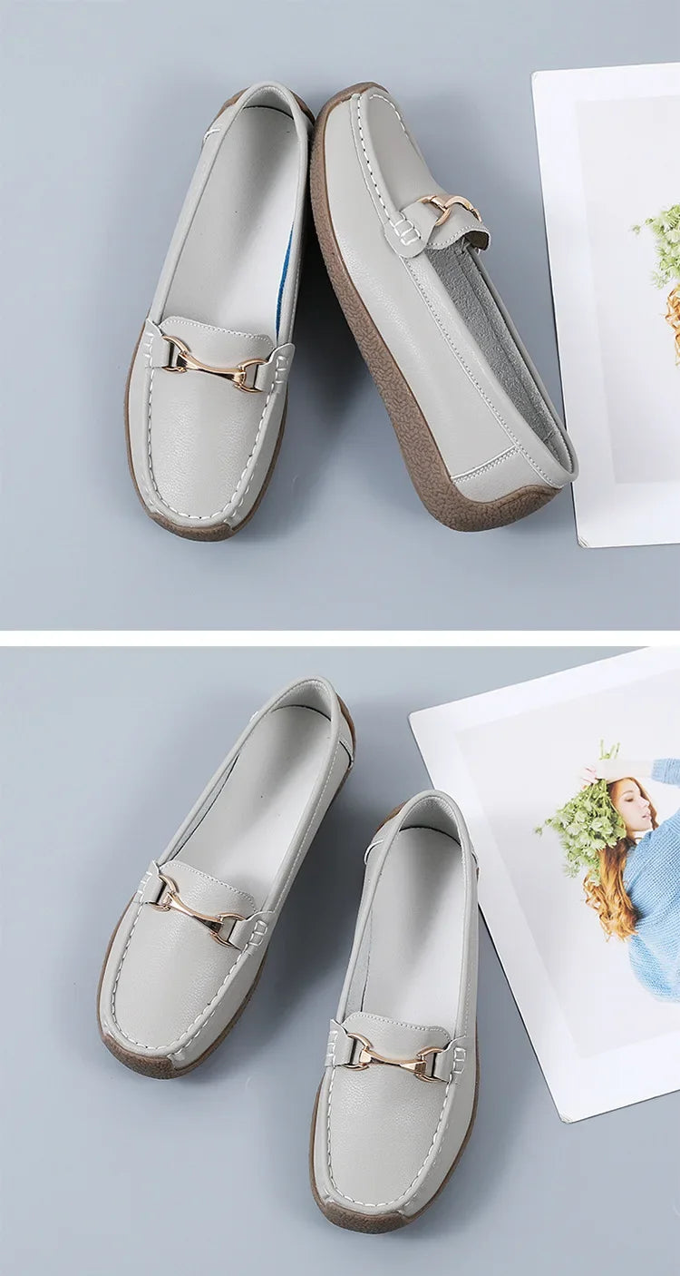 Women's comfortable flat shoes. -