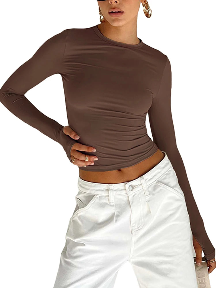 Upgrade your casual look with this fashionable women's long sleeve crew neck t-shirt—a versatile and stylish addition to your wardrobe! -