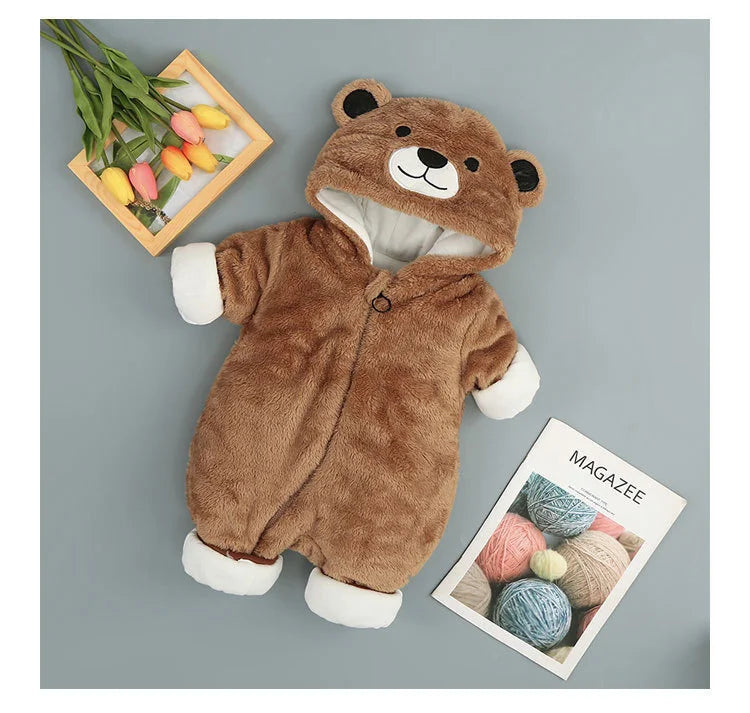 Keep your newborn cozy and stylish with these long sleeve hoodies—perfect for both baby boys and girls! -