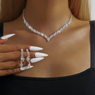 silver rhinestone l earrings & necklace -