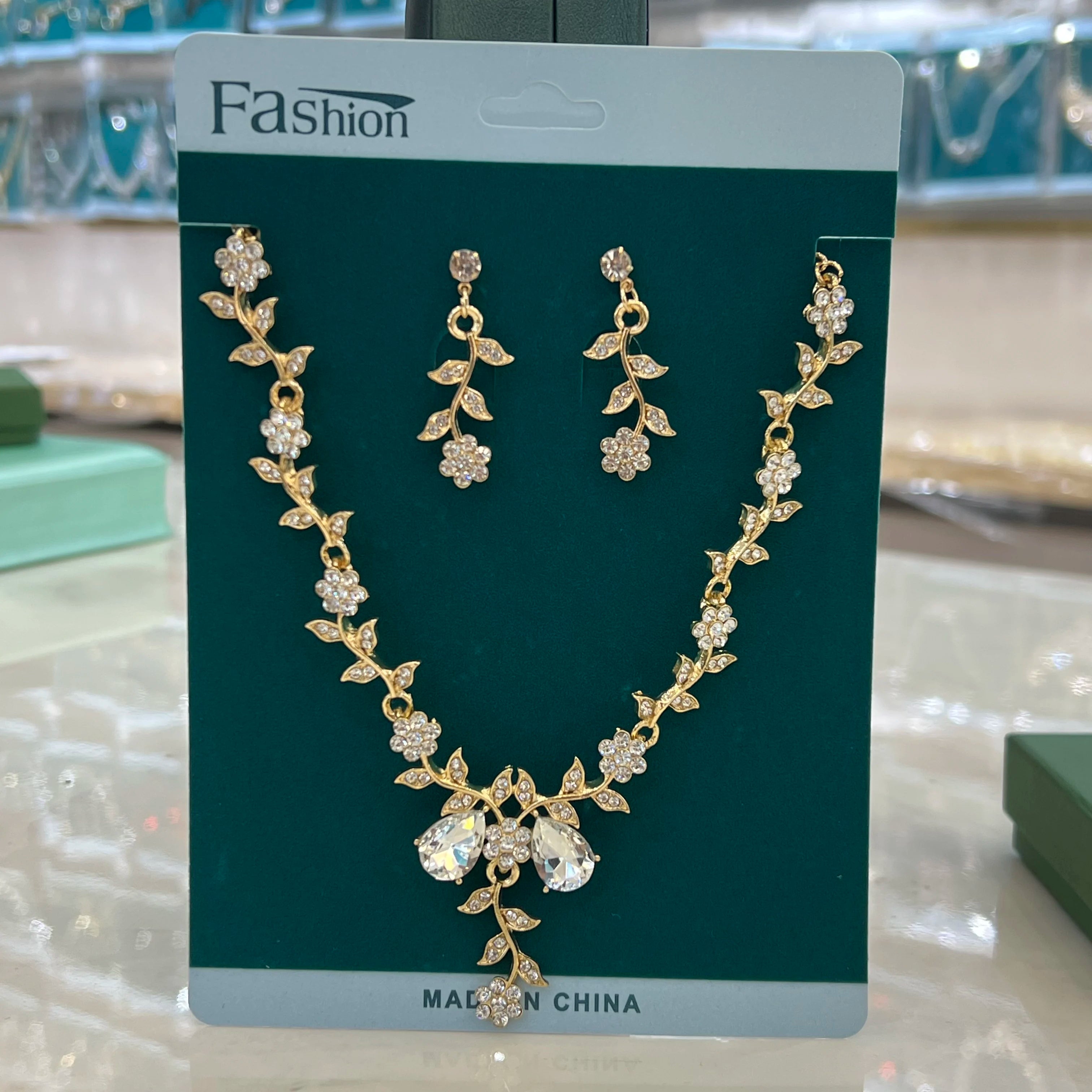 3PC Flower Necklace Earrings Jewelry Set -