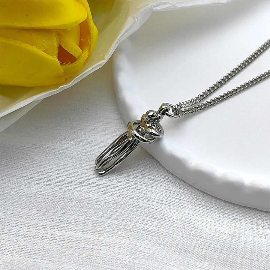 New Creative Couple Embrace Necklace Women's -