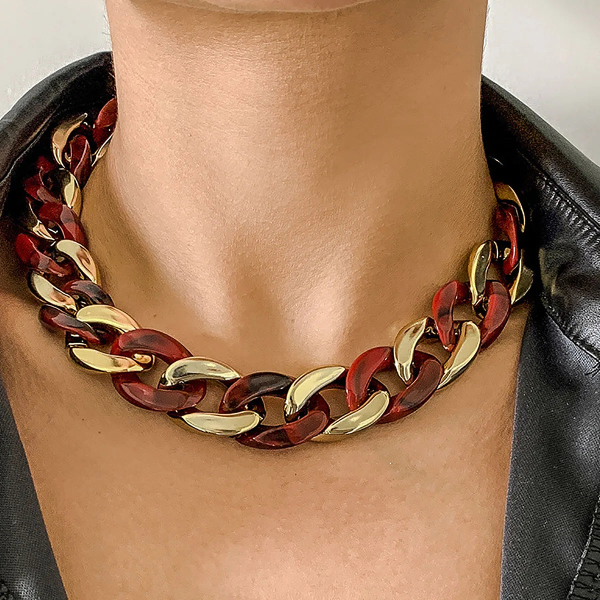 Simple Exaggerated Necklace -