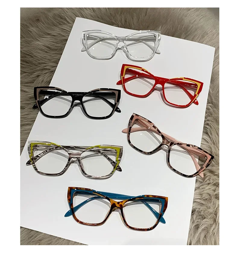 Protect your eyes with style using these cat-eye frames for women, featuring anti-blue light blocking lenses for comfortable and fashionable eyewear! -