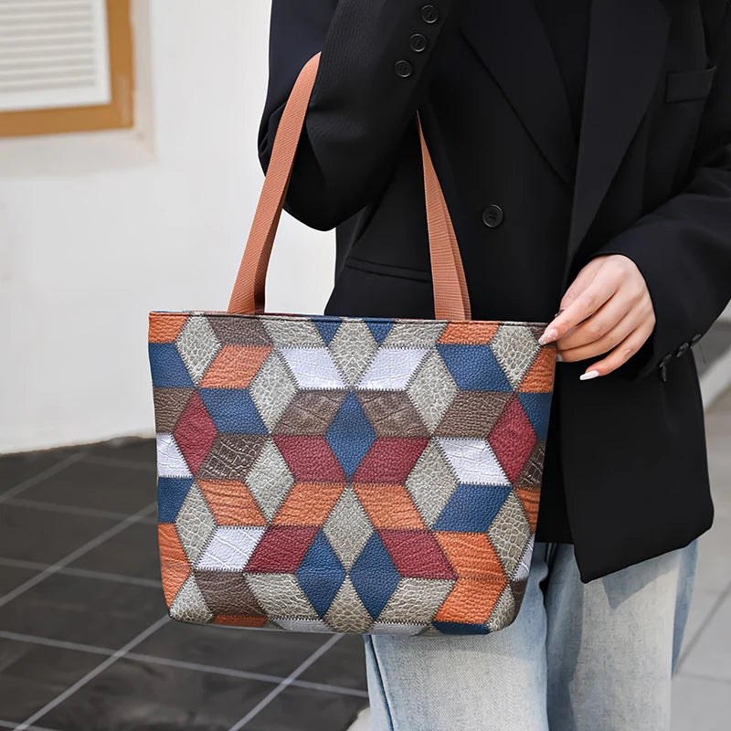 Travel in style with these large capacity tote bags for women, designed to be carried over one shoulder. Perfect for travel and outings, these bags offer both functionality and fashion for your daily adventures. -