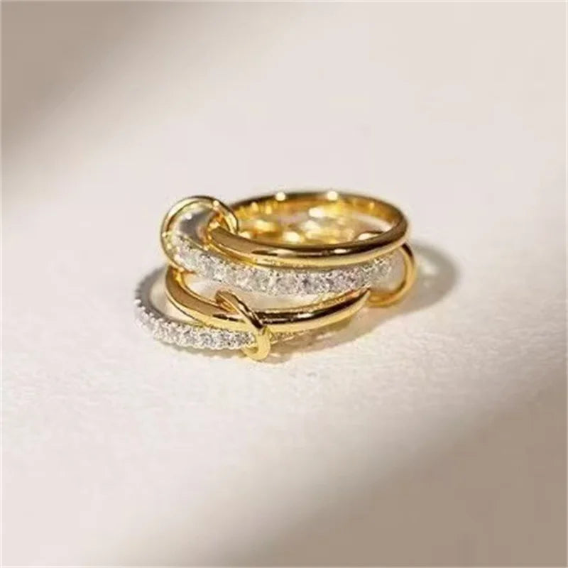A Niche Two-Color Four-Ring -