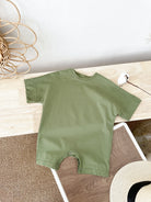 Keep your baby boy comfy and cute with this basic romper, perfect for ages 0-1 year! -