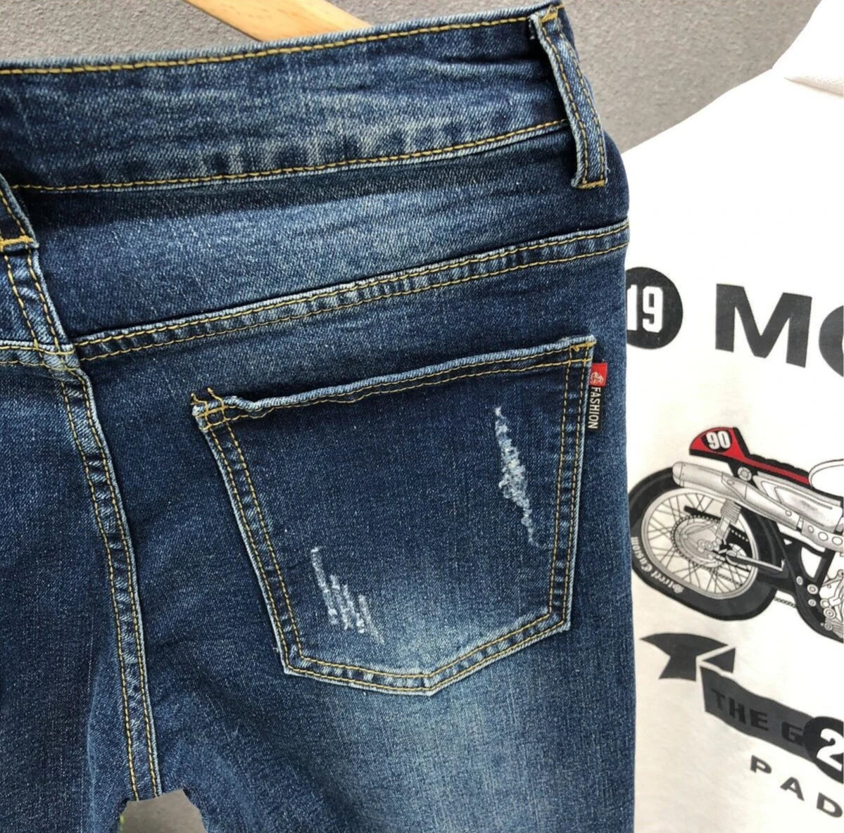Cropped Jeans for Men Ripped -