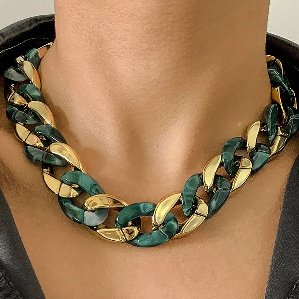 Simple Exaggerated Necklace -