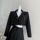 Make a statement with these loose-fit blazers for women featuring trendy chain designs—fashion-forward and effortlessly chic! -