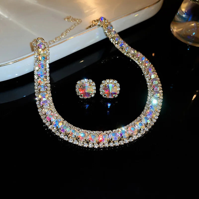 Green Necklace & Stud Earrings -
