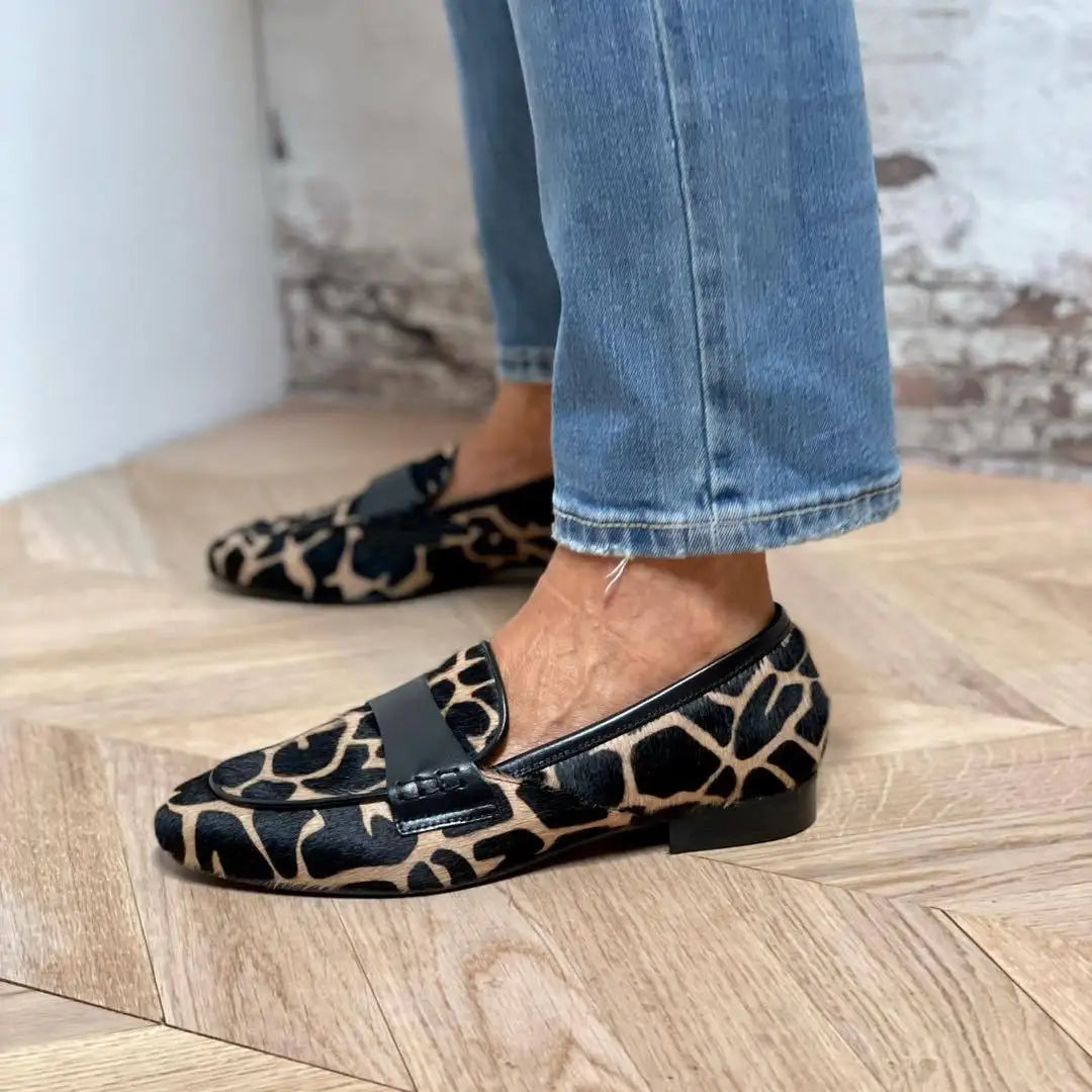 Stay both comfortable and stylish with these fashion flat heel loafers. Featuring a slip-on design, round toe, and boat shoe style, these casual shoes are perfect for women looking for both comfort and style in their footwear. -