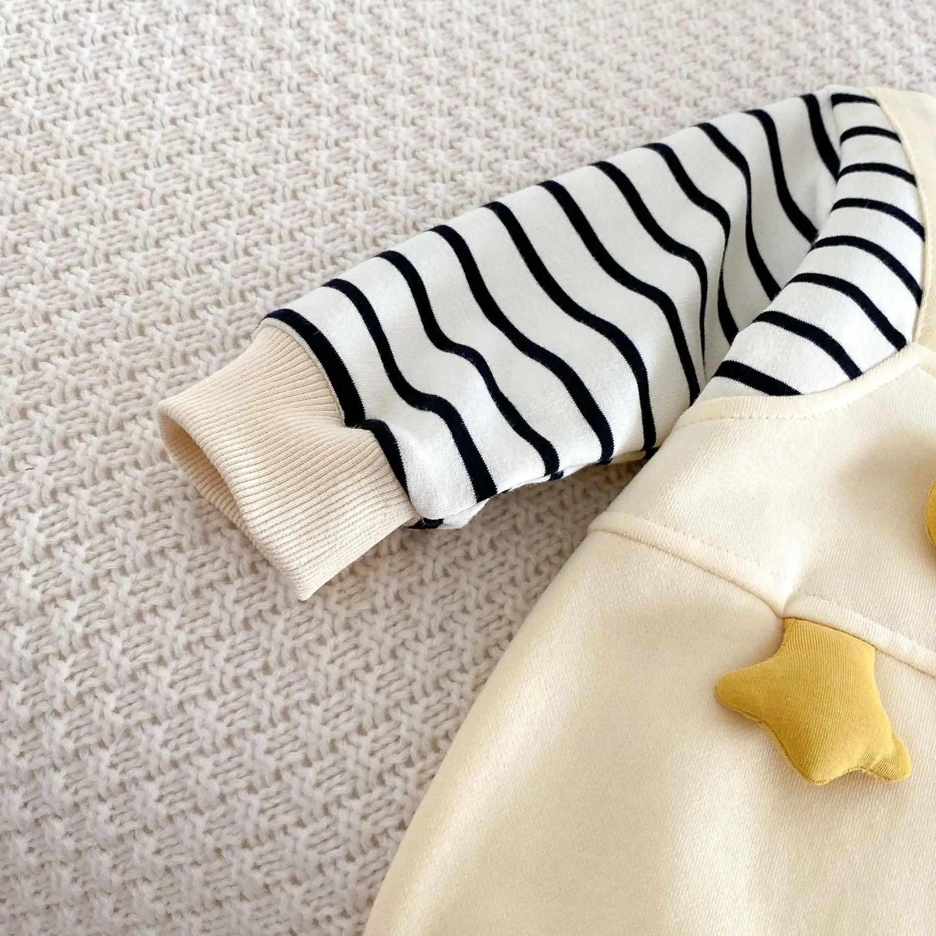 Keep your little one comfy and adorable with these baby rompers—cute jumpsuits perfect for babies aged 0-2 years! -