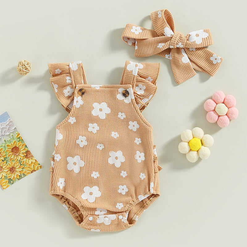 Keep your baby girl stylish and comfortable with this casual floral print suspender jumpsuit set—perfect for infants and newborns 0-18M! -
