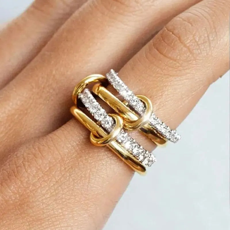 A Niche Two-Color Four-Ring -