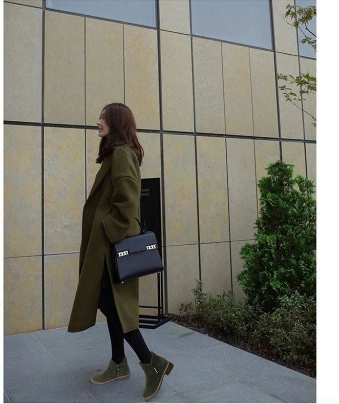 Stay stylish and cozy with these fashionable thick sole ankle boots. -