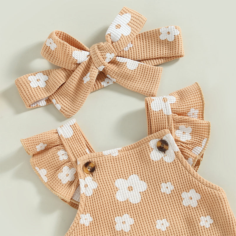 Keep your baby girl stylish and comfortable with this casual floral print suspender jumpsuit set—perfect for infants and newborns 0-18M! -