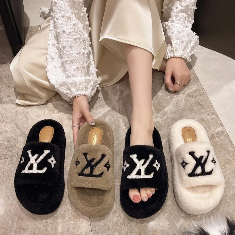 Women's Slippers (Fur) -