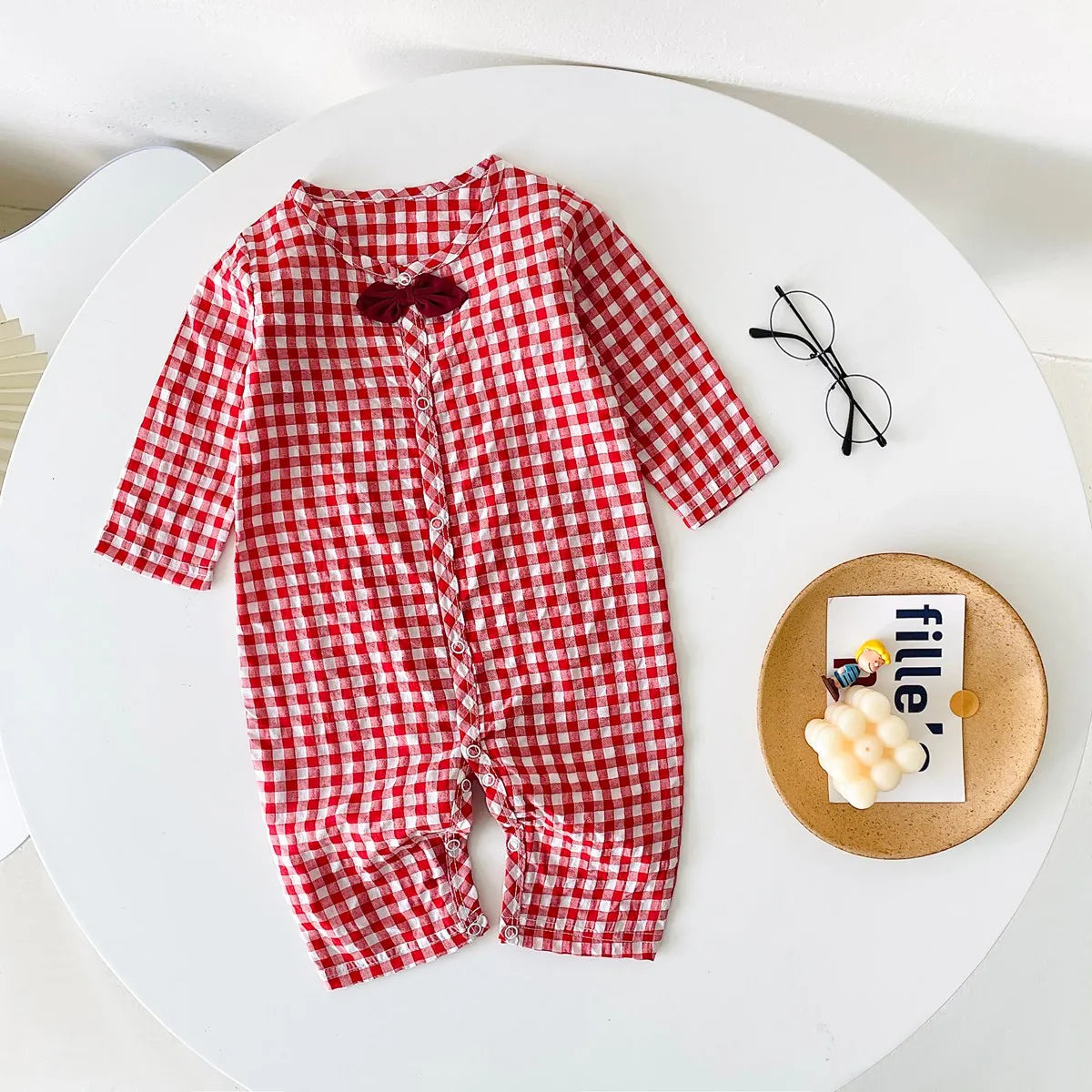 Keep your baby boy comfy and stylish with these cotton long sleeve rompers—perfect for toddlers aged 0-1 year! -