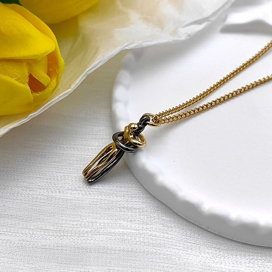 New Creative Couple Embrace Necklace Women's -