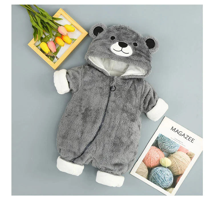 Keep your newborn cozy and stylish with these long sleeve hoodies—perfect for both baby boys and girls! -