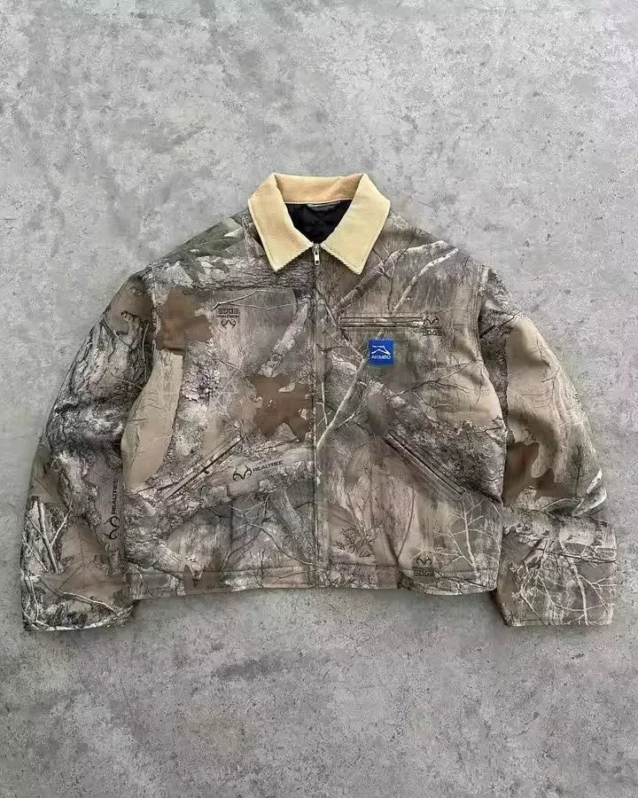 Make a bold fashion statement with this American vintage embroidered leather jacket. Inspired by hip-hop culture, this jacket adds a touch of edgy style to your wardrobe. -