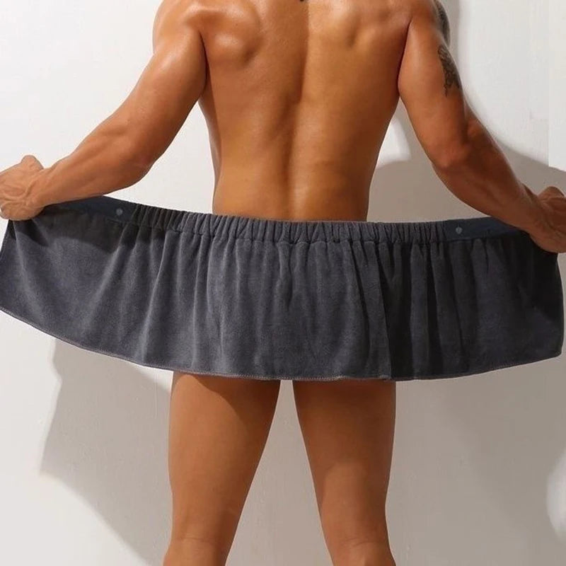 Stay cozy and hands-free with this men's wearable bath towel—comfort meets convenience! -