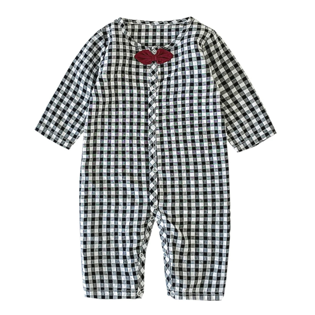 Keep your baby boy comfy and stylish with these cotton long sleeve rompers—perfect for toddlers aged 0-1 year! -