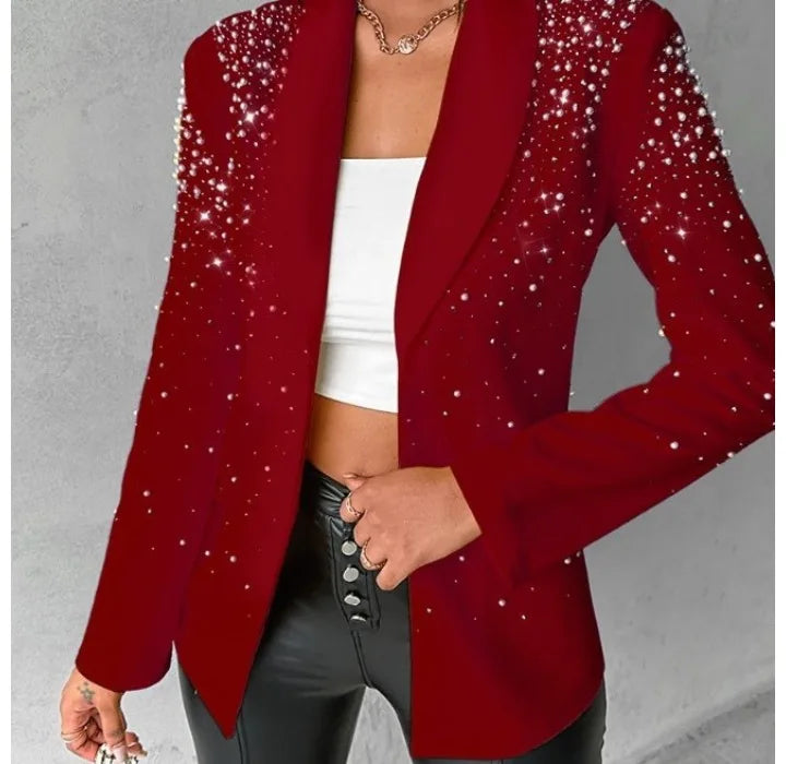 Stay effortlessly cool and stylish with these streetwear-inspired blazers for women—perfect for adding an urban edge to your wardrobe! -