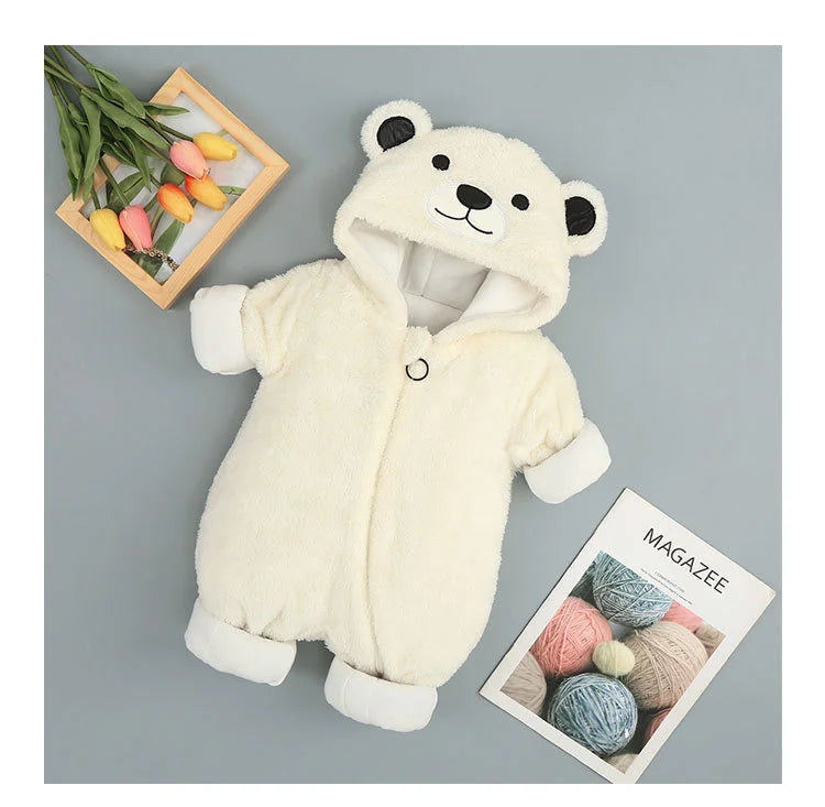 Keep your newborn cozy and stylish with these long sleeve hoodies—perfect for both baby boys and girls! -