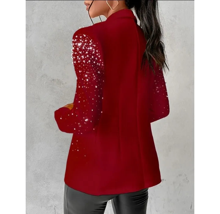 Stay effortlessly cool and stylish with these streetwear-inspired blazers for women—perfect for adding an urban edge to your wardrobe! -