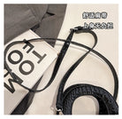 Make a style statement with this fashionable business tote bag designed for women. Featuring a touch of luxury, this bag is the perfect accessory to complement your professional look while adding a touch of elegance and sophistication. -