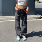 Rock a retro vibe with these women’s wide-leg baggy jeans—vintage style meets comfy cool! -