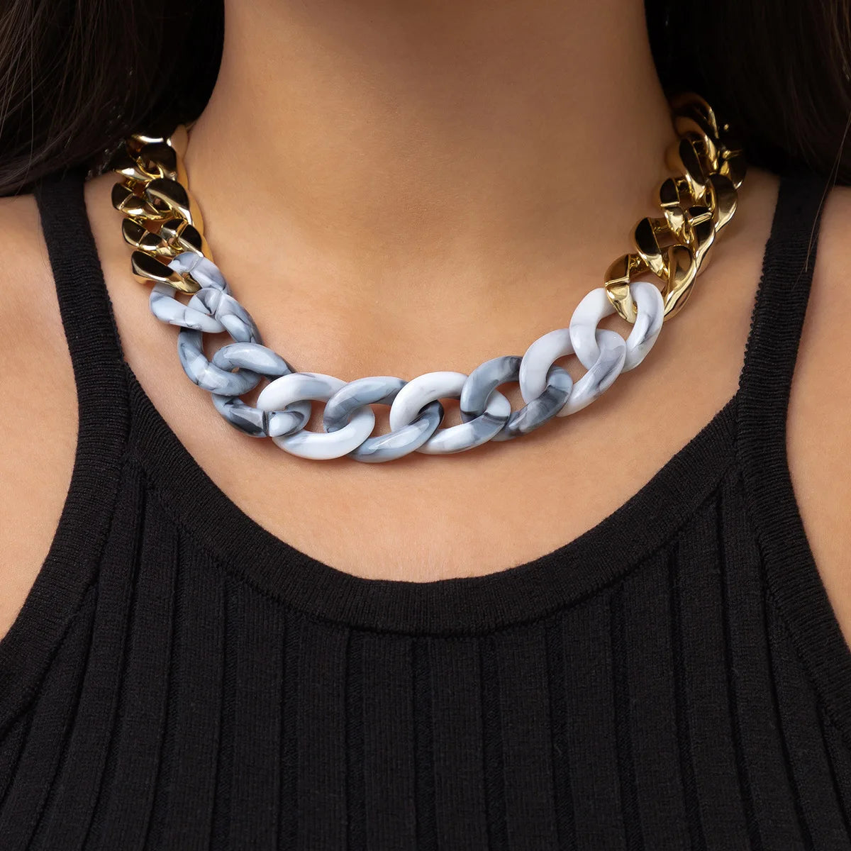 Simple Exaggerated Necklace -