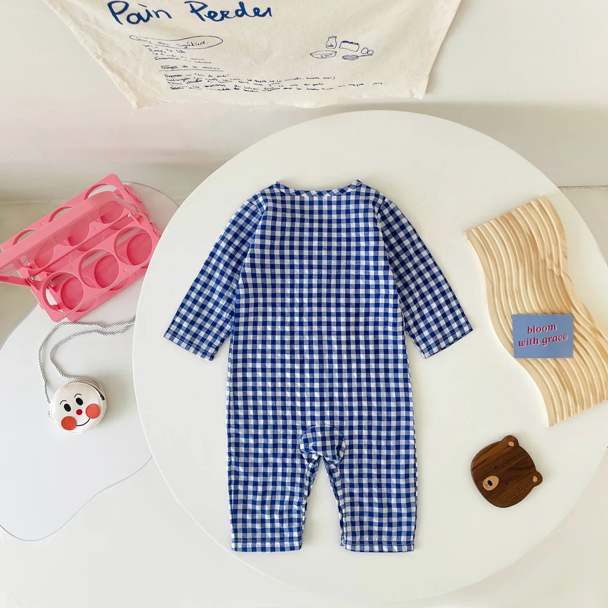 Keep your baby boy comfy and stylish with these cotton long sleeve rompers—perfect for toddlers aged 0-1 year! -