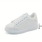 Women Casual Shoes New Spring White Sneakers Breathable Flower Lace-Up Women Sneakers Women Shoes Fashion Embroidered -