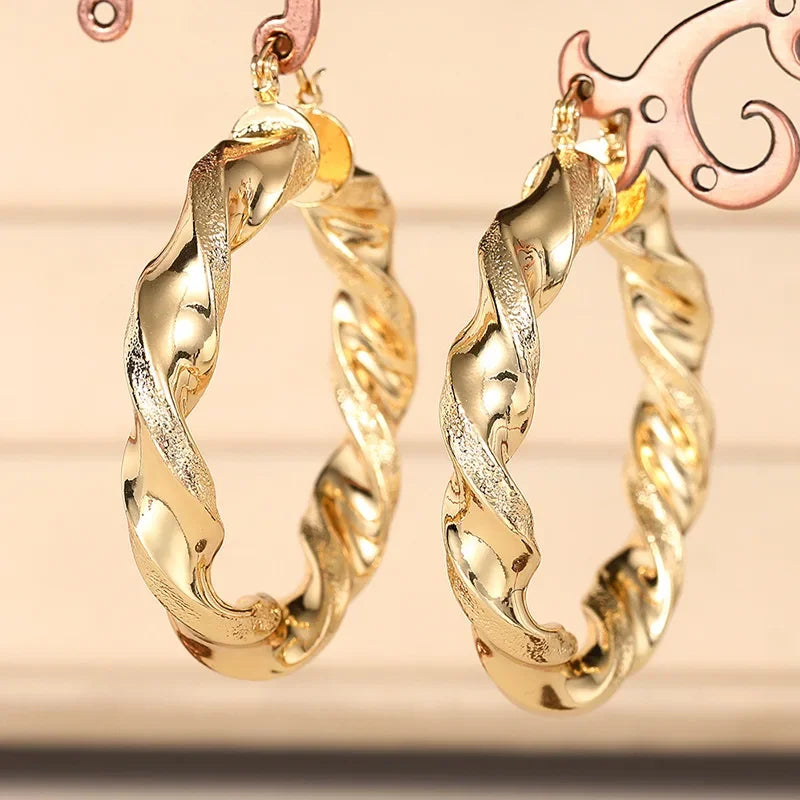 Elegant earring for women -