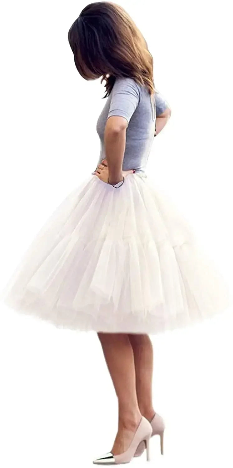 Add volume and elegance to your outfit with this knee-length underskirt—perfect for enhancing dresses and skirts for a fuller look! -