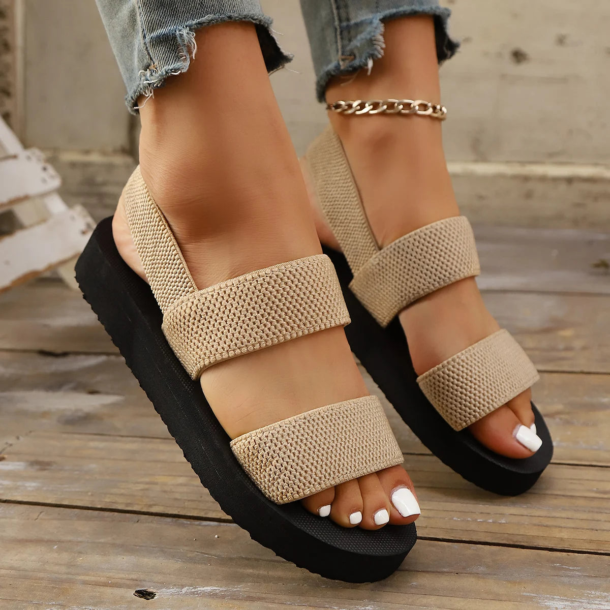 Lightweight Sandals -
