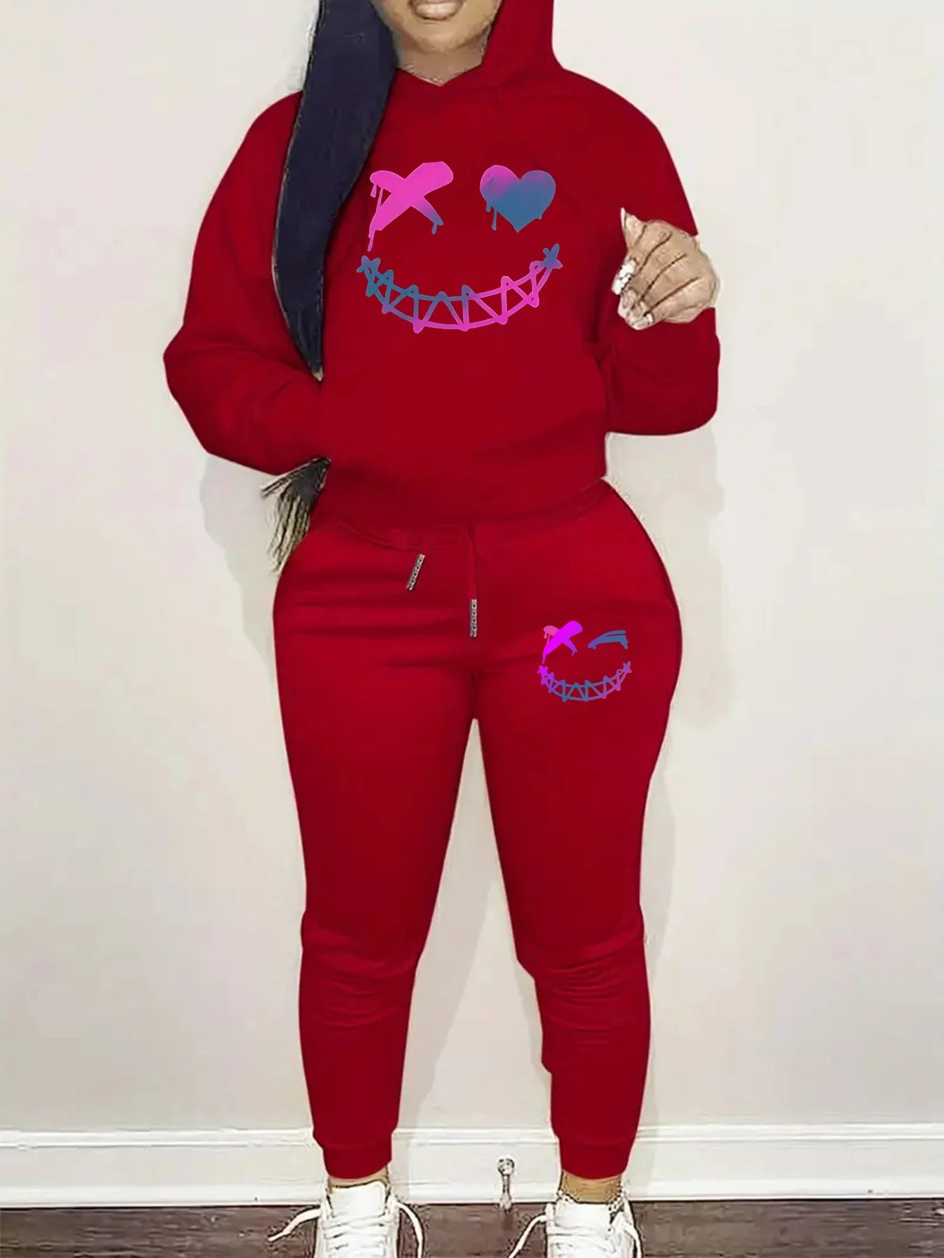 Women's fashionable sweat suit -