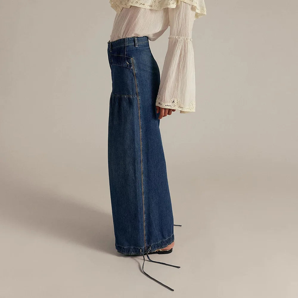 Own the streets this autumn with these high-waist baggy denim jeans for women—stylish streetwear with ultimate comfort! -