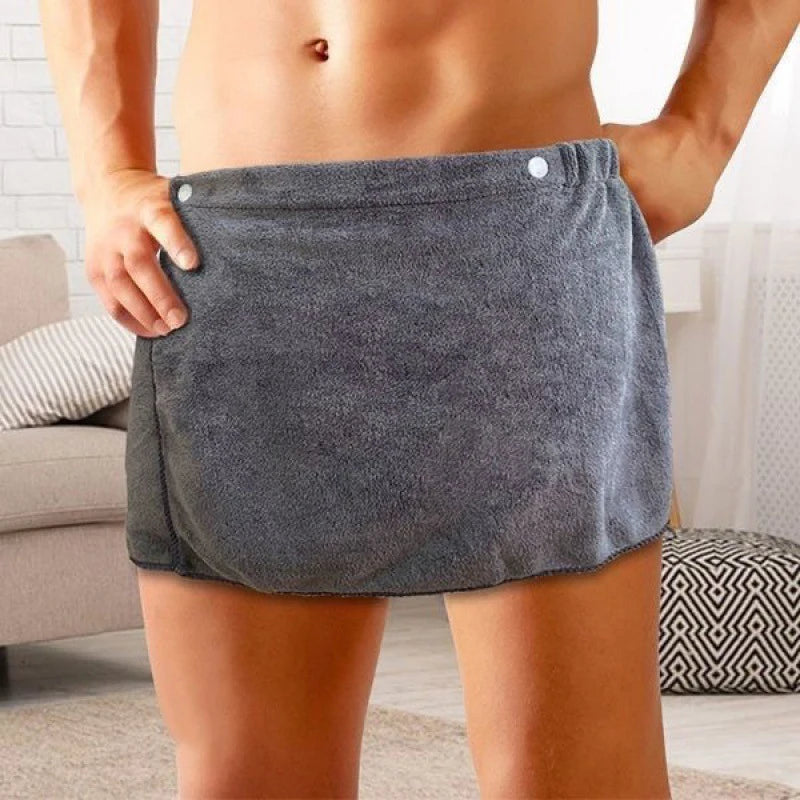 Stay cozy and hands-free with this men's wearable bath towel—comfort meets convenience! -