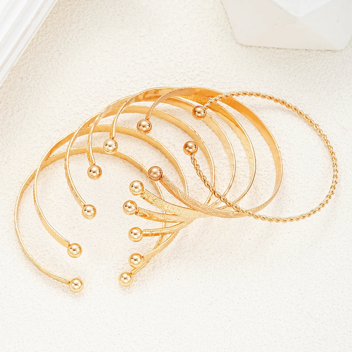 7 Pcs/Set Punk Gold Color Bracelets for Women Streetwear Goth Heart Prints Metal Design Open Bangle Fashion Jewelry Gifts 2024 -
