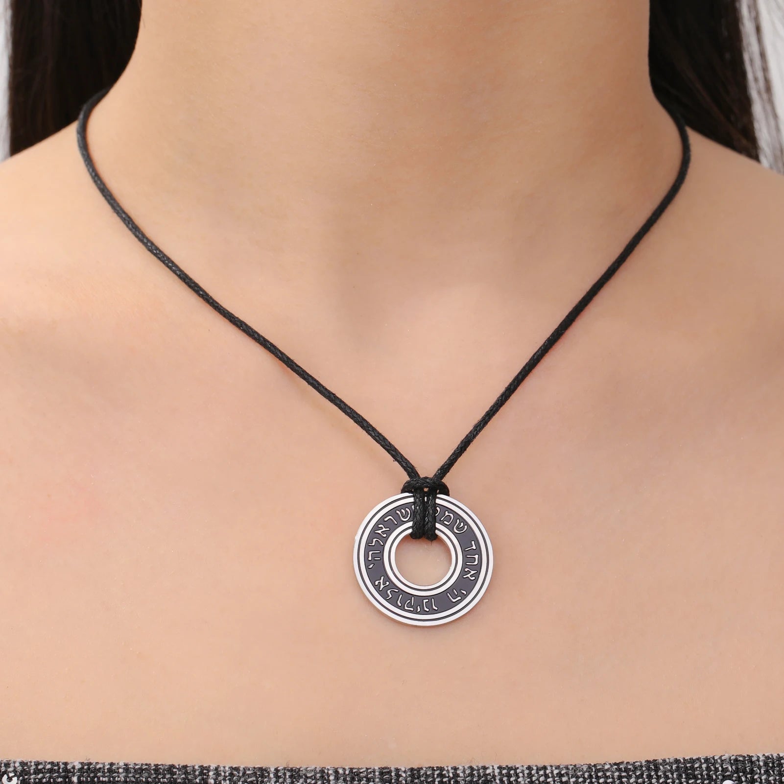 LIKGREAT Jewish Shema Hebrew Necklace for Women Men -