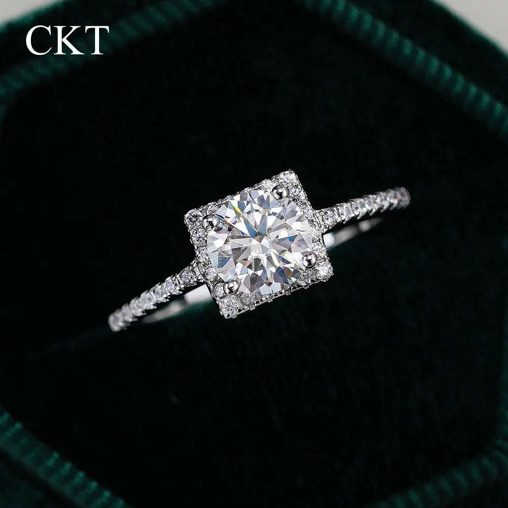 CKT Real 18k White Gold 1 Carat Moissanite Diamond Ring for Women Square with Platinum Pt950 Generous Four Claws Fine Jewelry -